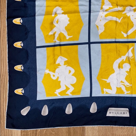 ๐ฎ๐น BVLGARI VINTAGE Italian Luxury Silk Scarf BULGARI x Davide Pizzigoni Shawl - Picture 7 of 14
